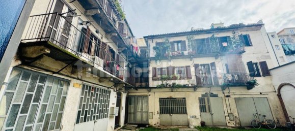 Офис с 2 комнатами в Турин, Италия № 115052 13