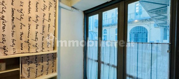 Офис с 2 комнатами в Турин, Италия № 115052 15