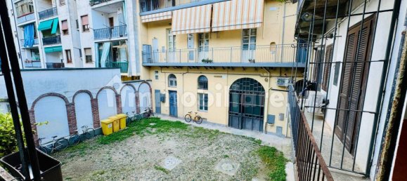 Офис с 2 комнатами в Турин, Италия № 115052 10