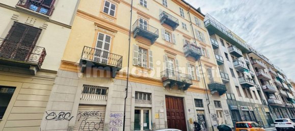 Офис с 2 комнатами в Турин, Италия № 115052 8