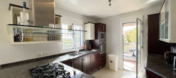 6 bedrooms Villa in Estepona, Spain No. 49097 15