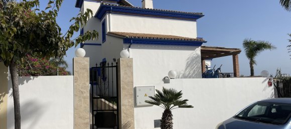 6 bedrooms Villa in Estepona, Spain No. 49097 4