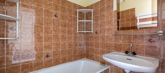 1 bedroom Apartment in La Turballe, France No. 190419 6