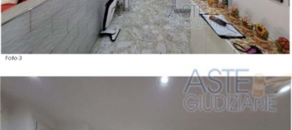 Apartamento de 4 dormitorios en Taranto, Italy No. 318107 9