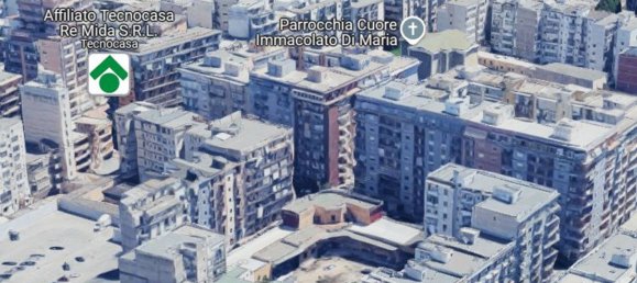 Apartamento de 4 dormitorios en Taranto, Italy No. 318107 4