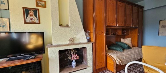 Квартира с 2 комнатами в Фьюджи, Италия № 201453 16