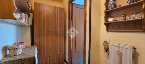 Квартира с 2 комнатами в Фьюджи, Италия № 201453 19