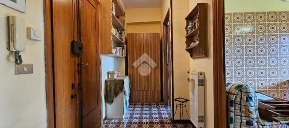 Квартира с 2 комнатами в Фьюджи, Италия № 201453 5