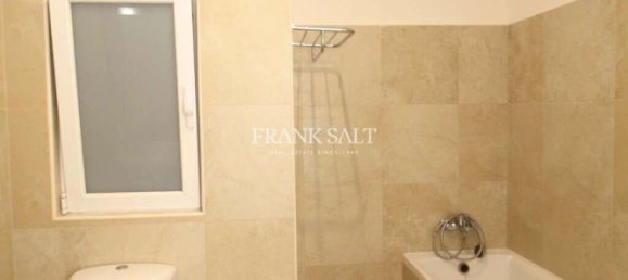 4 Schlafzimmer Stadthaus in Saint Julian's, Malta, Nr. 6979 26