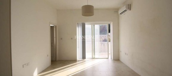 4 Schlafzimmer Stadthaus in Saint Julian's, Malta, Nr. 6979 16