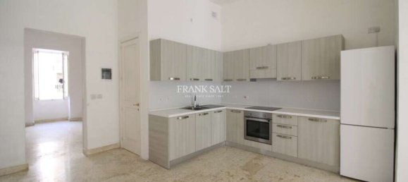 4 Schlafzimmer Stadthaus in Saint Julian's, Malta, Nr. 6979 4