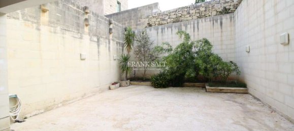 4 Schlafzimmer Stadthaus in Saint Julian's, Malta, Nr. 6979 31