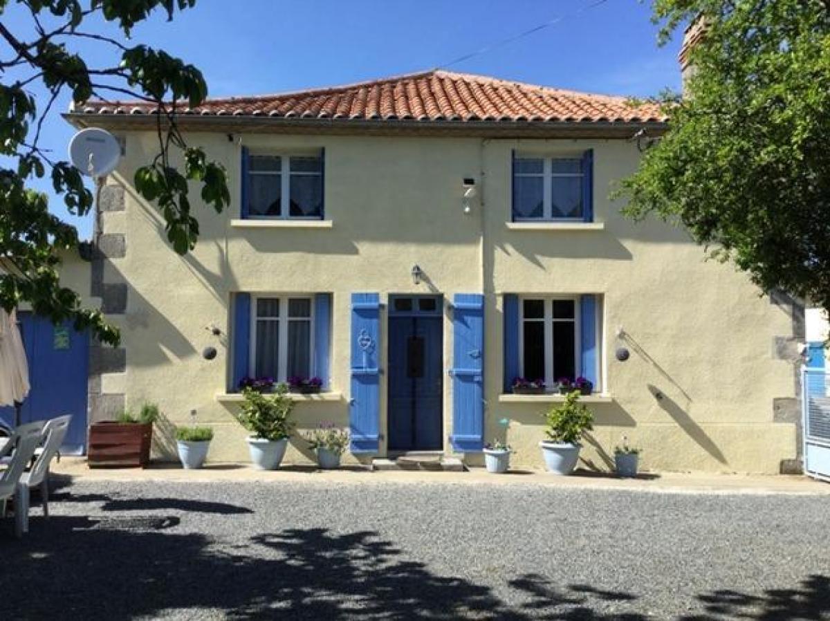 4 bedrooms House in Gajoubert, France No. 22031
