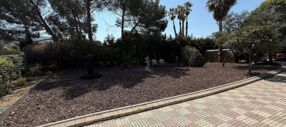 4 bedrooms Villa in Petrer, Spain No. 155435 16