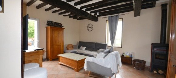 3 Schlafzimmer Haus in Etrepilly, France, Nr. 76491 6