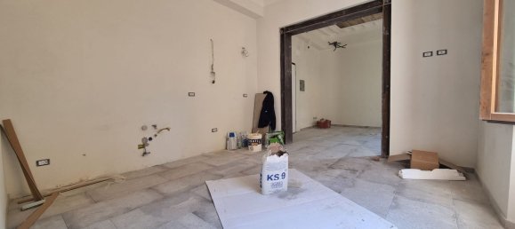 3 rooms Apartment in Poggibonsi, Italy No. 122194 13