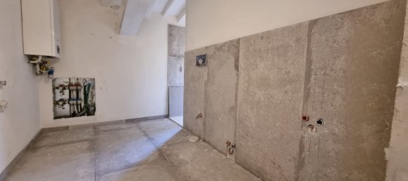 3 rooms Apartment in Poggibonsi, Italy No. 122194 12