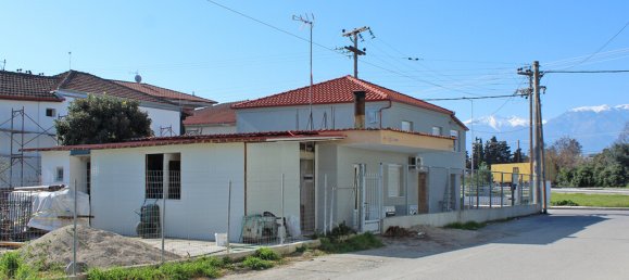 5 Schlafzimmer Gewerbliche Immobilie in Katerini, Greece, Nr. 53488 2