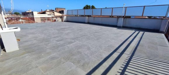 4-salle Appartement à Valverde, Italy No. 30109 44