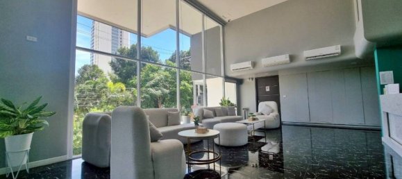 83 bedrooms Hotel in Pattaya, Thailand No. 62042 3