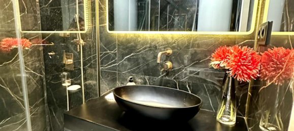 Apartamento de 3 dormitorios en Marbella, Spain No. 258224 11