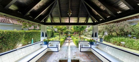 Apartamento de 3 dormitorios en Marbella, Spain No. 258224 16