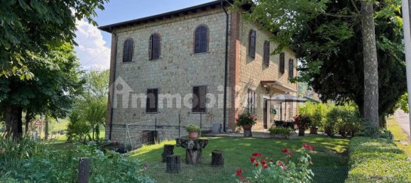 3 bedrooms House in Casina, Italy No. 350083 2
