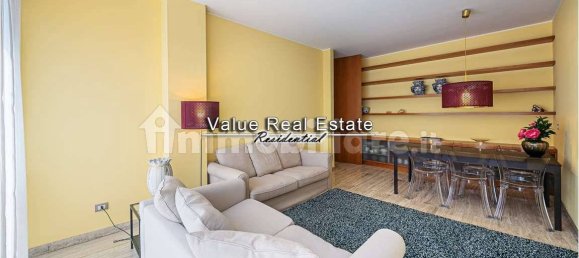 Apartamento de 2 dormitorios en Milan, Italy No. 316914 2