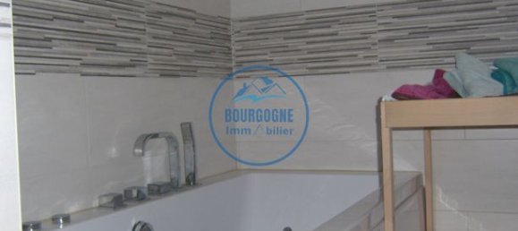 3 Schlafzimmer Haus in Varennes-le-Grand, France, Nr. 358649 17