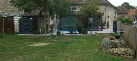 3 Schlafzimmer Haus in Varennes-le-Grand, France, Nr. 358649 3