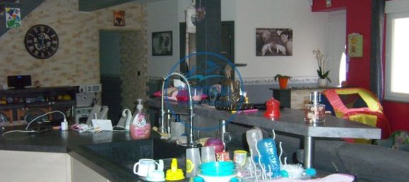 3 Schlafzimmer Haus in Varennes-le-Grand, France, Nr. 358649 16