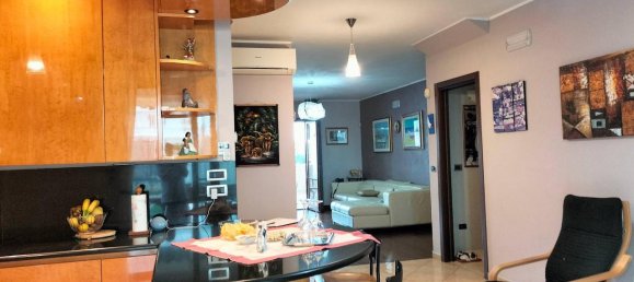 10-salle Villa à Montesilvano, Italy No. 175579 20