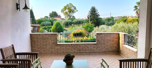 10-salle Villa à Montesilvano, Italy No. 175579 26