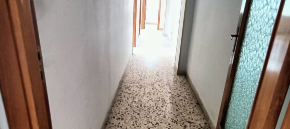 4-Zimmer Wohnung in Palermo, Italy, Nr. 48802 7