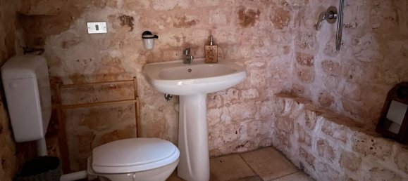 3 rooms House in Ceglie Messapica, Italy No. 172273 24