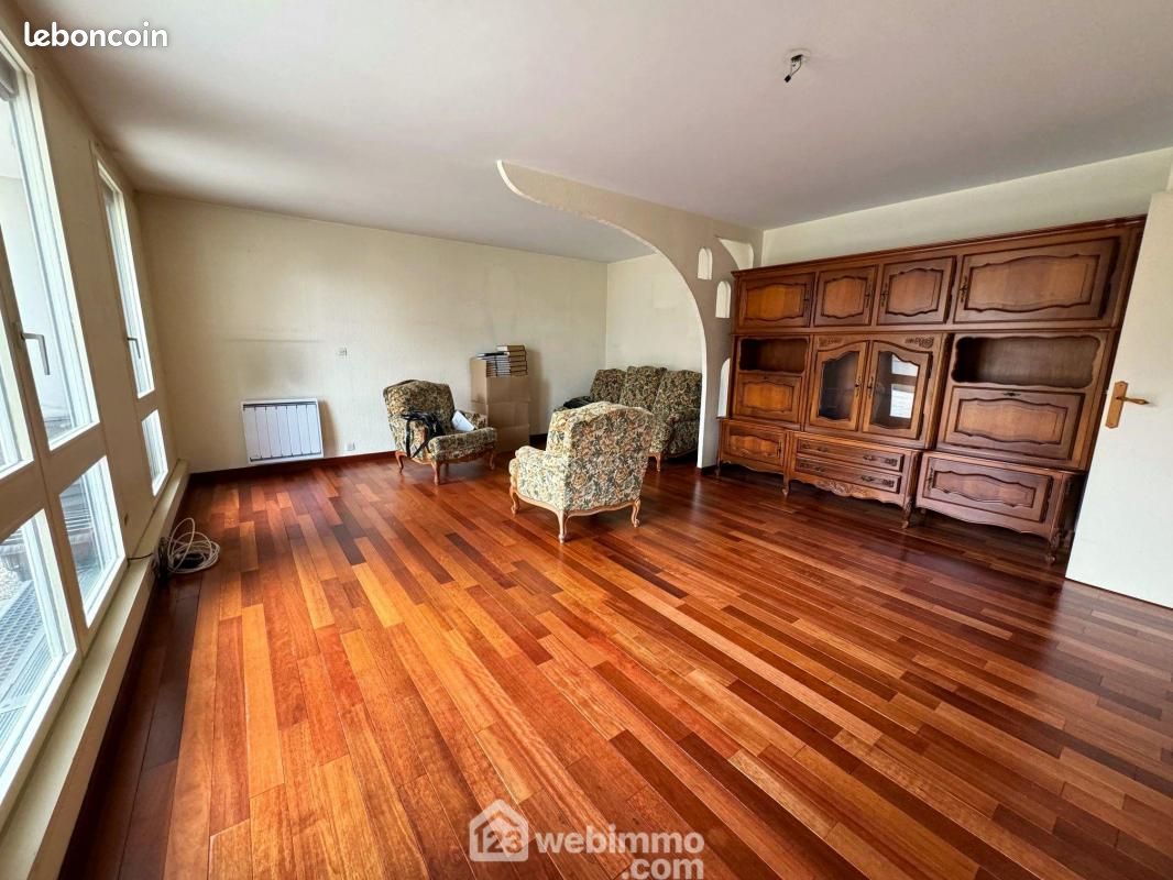 2 Schlafzimmer Wohnung in Bondoufle, France, Nr. 173461