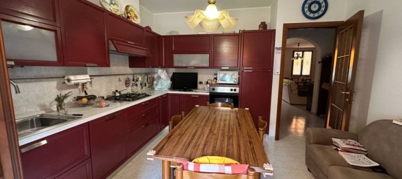 6 rooms House in San Possidonio, Italy No. 289371 8