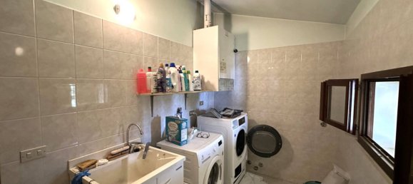 6 rooms House in San Possidonio, Italy No. 289371 16