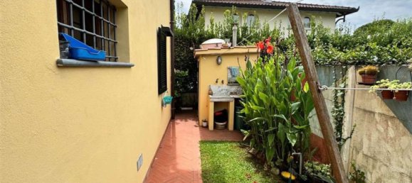 Вилла с 9 комнатами в Пьетрасанта, Италия № 299872 24