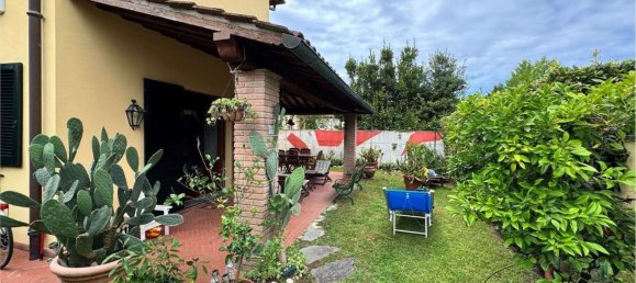 Вилла с 9 комнатами в Пьетрасанта, Италия № 299872 5