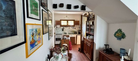 Вилла с 9 комнатами в Пьетрасанта, Италия № 299872 36