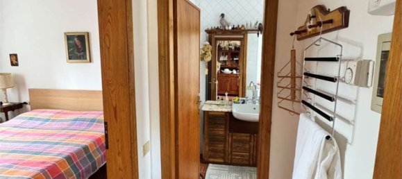 Вилла с 9 комнатами в Пьетрасанта, Италия № 299872 43