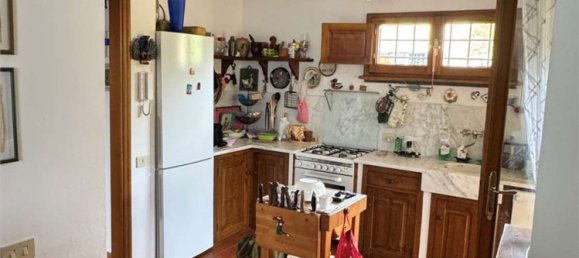 Вилла с 9 комнатами в Пьетрасанта, Италия № 299872 39