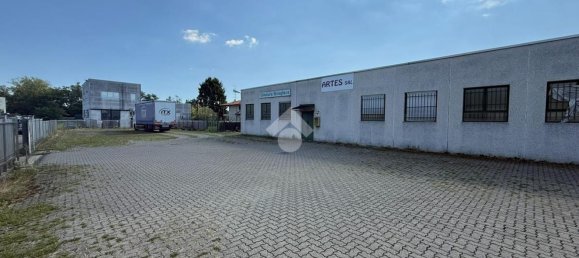 2000m² Warehouse in Besnate, Italy No. 290638 10