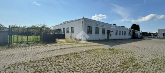 2000m² Warehouse in Besnate, Italy No. 290638 4