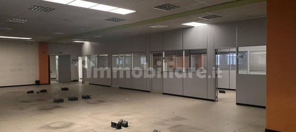 Armazém em Cassano Magnago, Italy 1595 m² N.º 316977 7
