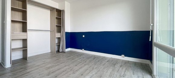 Квартира с 2 спальнями в Сен-Кантен, Франция № 156348 4