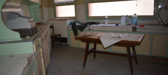 13 bedrooms Building in Tergnier, France No. 77760 13