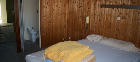 13 bedrooms Building in Tergnier, France No. 77760 14