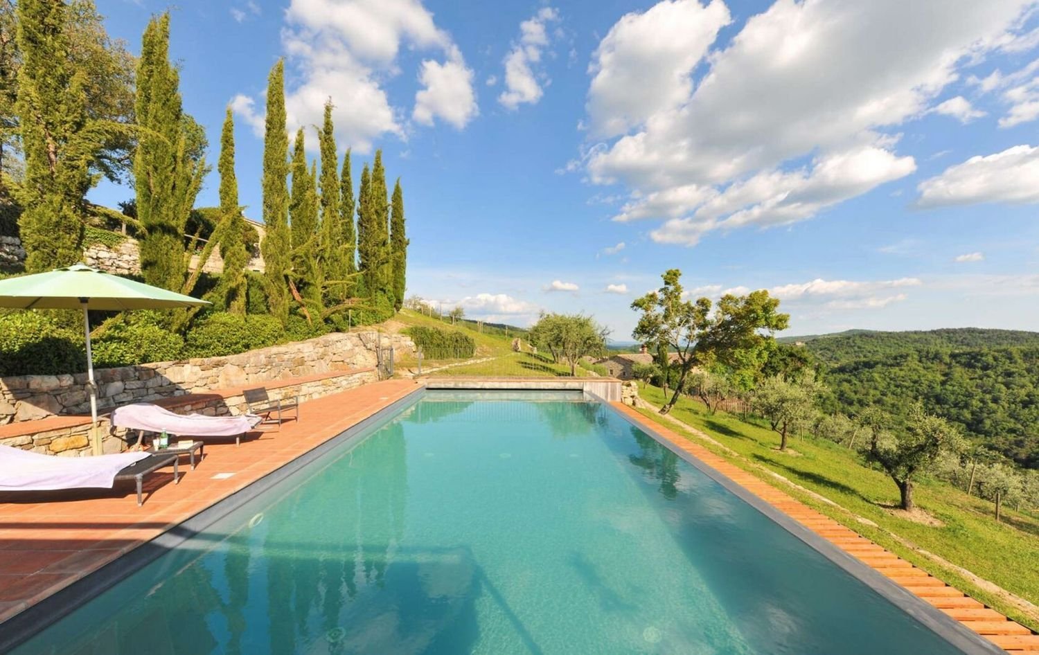 22 rooms House in Radda in Chianti, Italy No. 56410